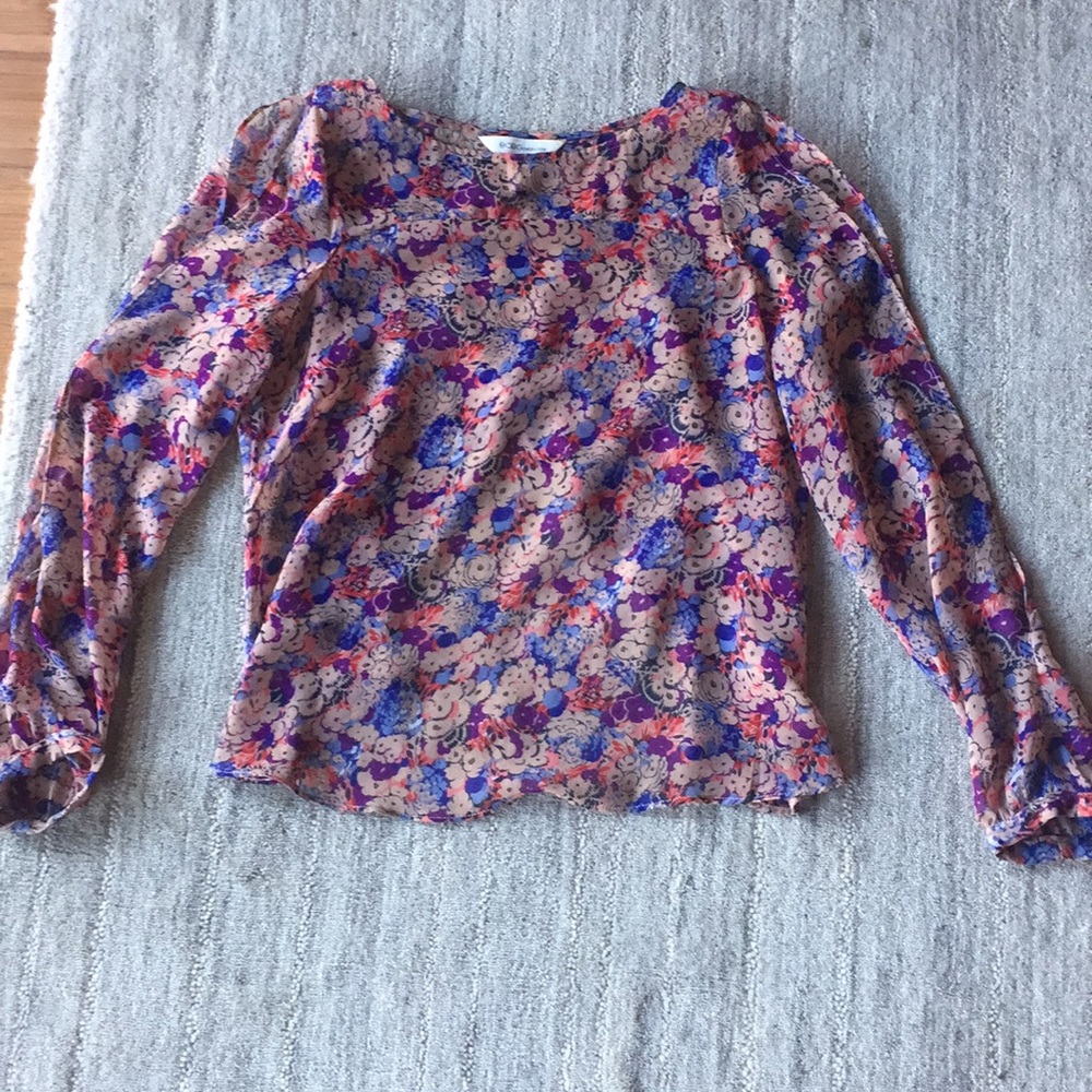 Floral print blouse